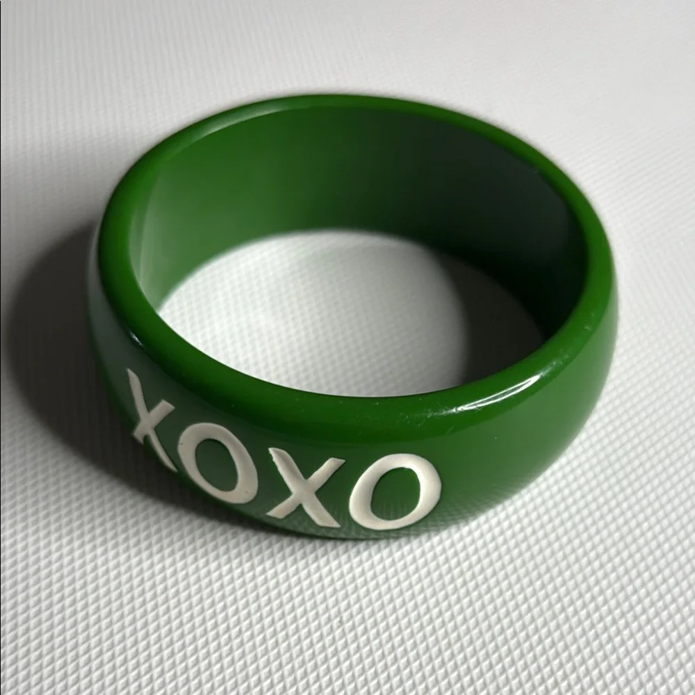 Green XOXO Bangle - Picture 1 of 4